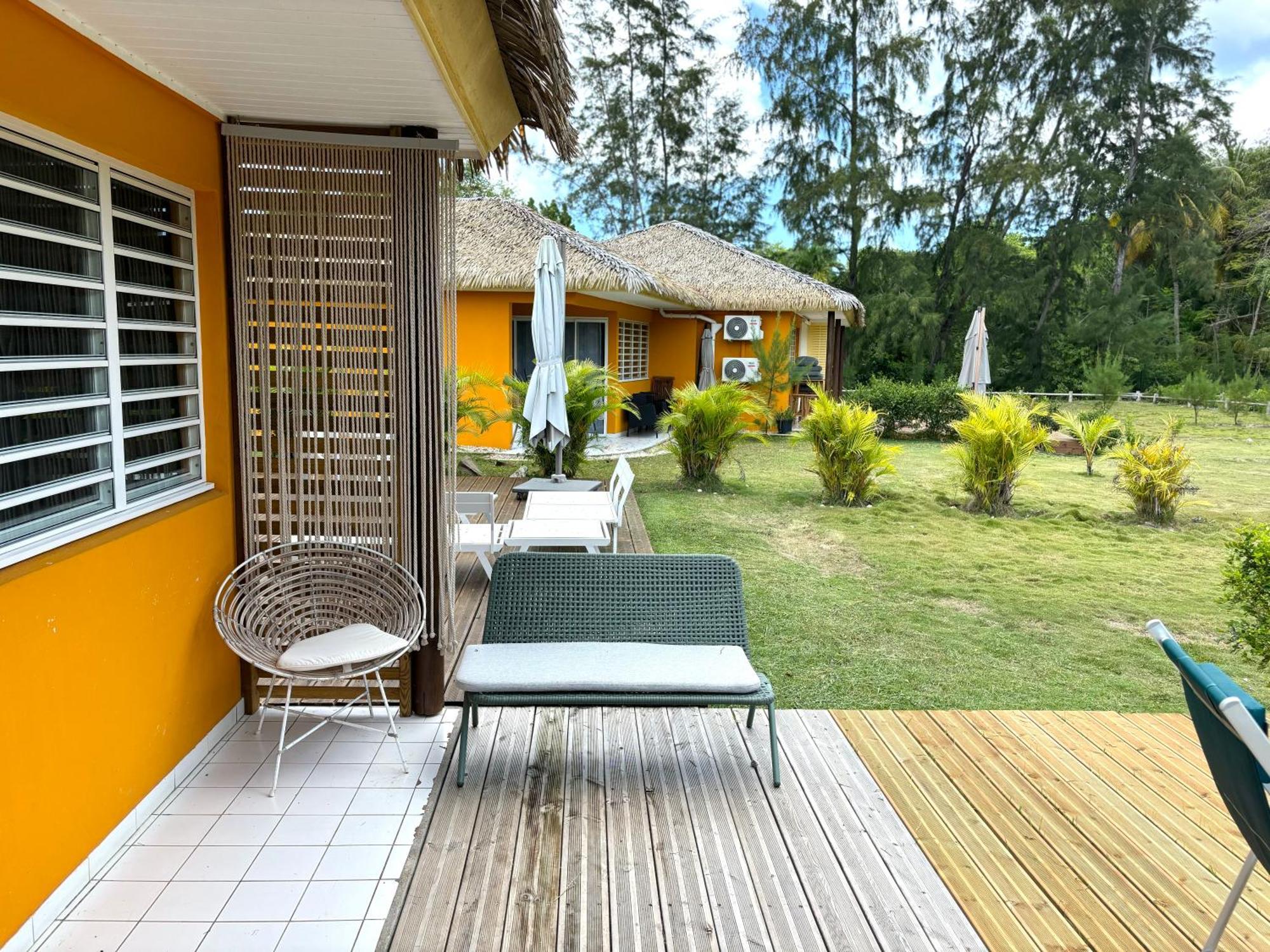 Bungalow La Kawannaise - Piscine, Terrasse, Plage Grand-Bourg  Exterior photo